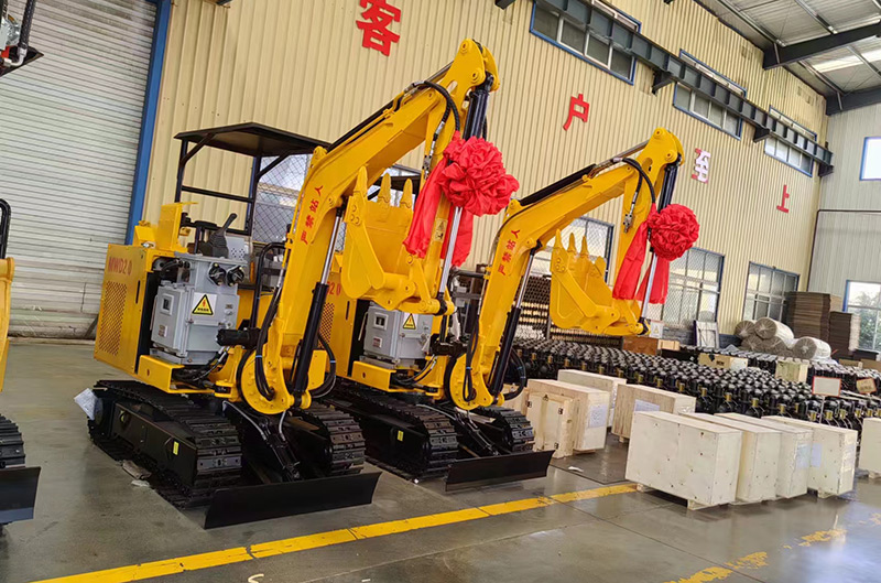 山東礦安重工生產的兩臺2.0電動挖掘機發貨